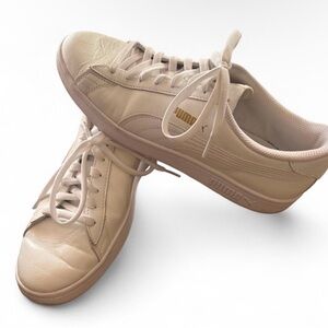 PUMA Women's Vikky V2 Leather Low-Top Sneakers with Gold Logo